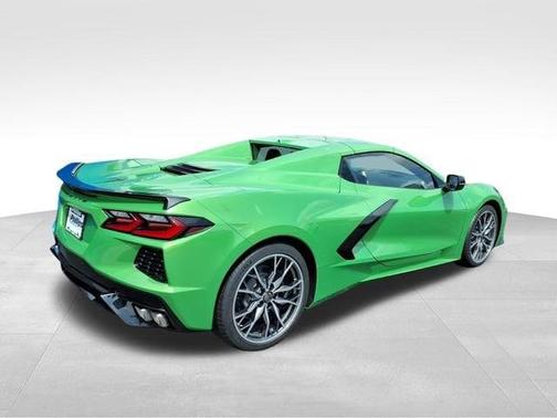 Green Metallic 2026 Chevrolet Corvette Stingray w/2LT