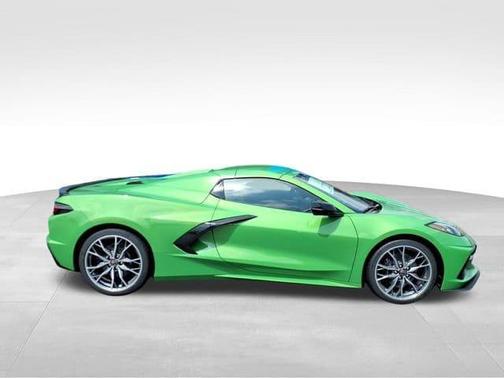 Green Metallic 2026 Chevrolet Corvette Stingray w/2LT