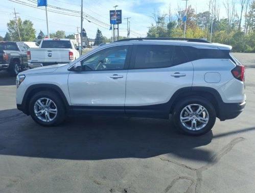 2022 GMC Terrain SLE