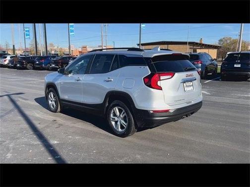 2022 GMC Terrain SLE