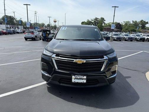 2023 Chevrolet Traverse LS