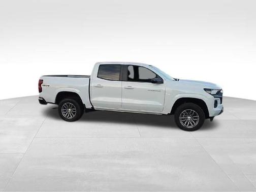 Summit White 2023 Chevrolet Colorado LT