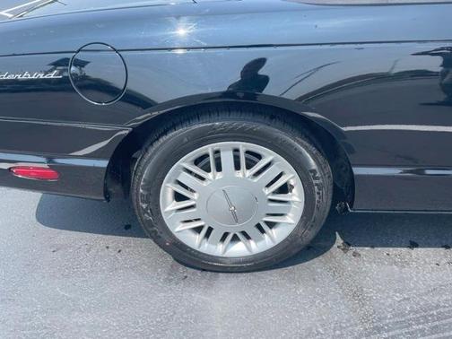 2003 Ford Thunderbird Deluxe
