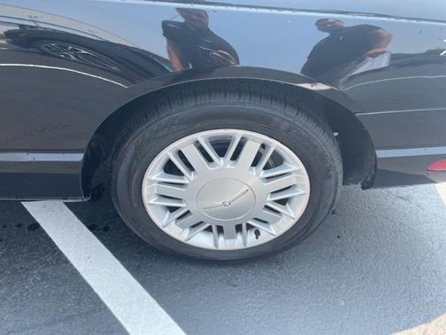 2003 Ford Thunderbird Deluxe