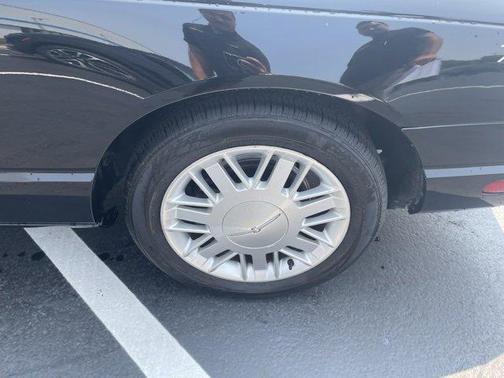 2003 Ford Thunderbird