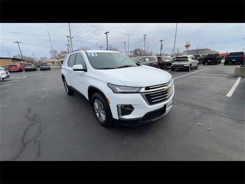 2023 Chevrolet Traverse LT Leather