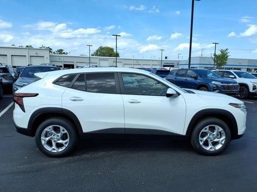 Summit White 2026 Chevrolet Trax LS