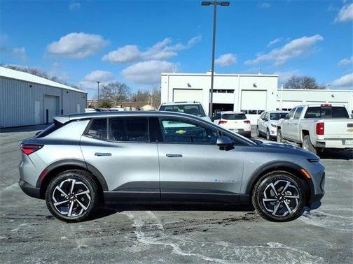 2026 Chevrolet Equinox EV LT 1