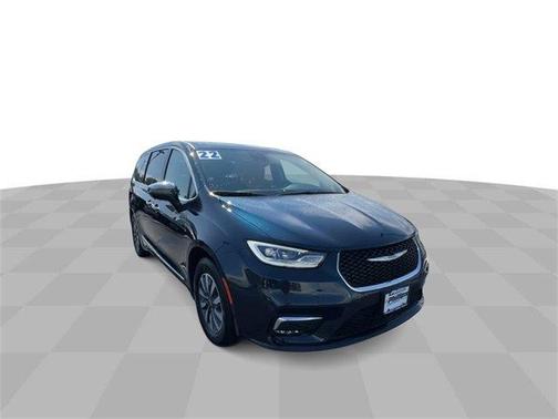 2022 Chrysler Pacifica Hybrid Limited