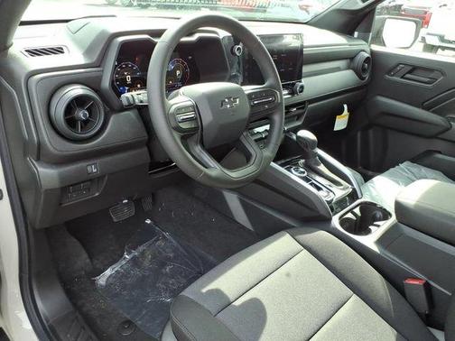 White Sand 2026 Chevrolet Colorado Trail Boss