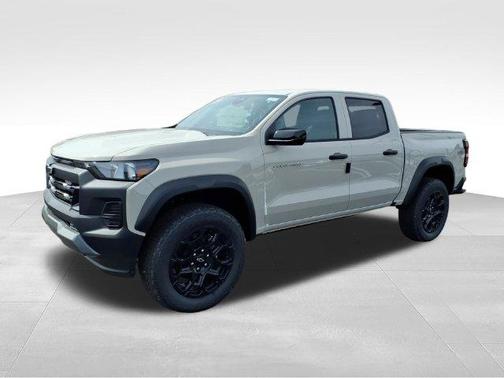 White Sand 2026 Chevrolet Colorado Trail Boss