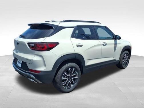 White Sand 2026 Chevrolet Trailblazer ACTIV