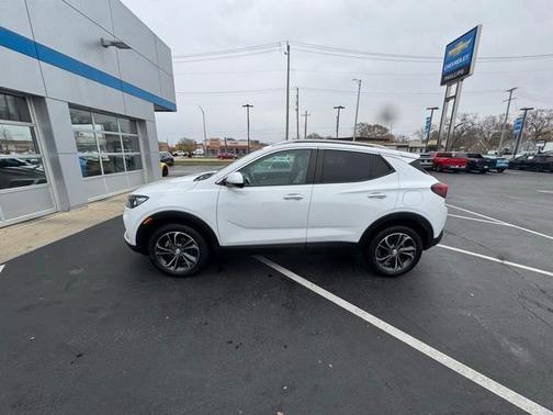 2022 Buick Encore GX Select
