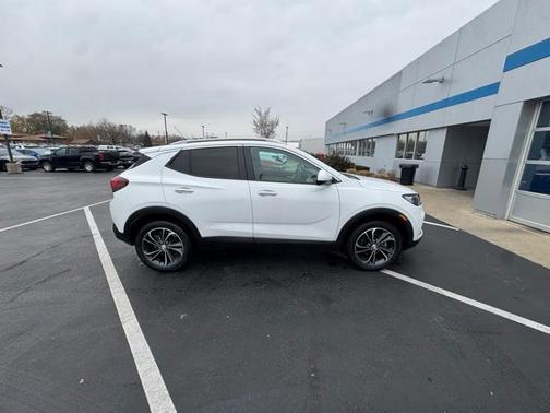 2022 Buick Encore GX Select