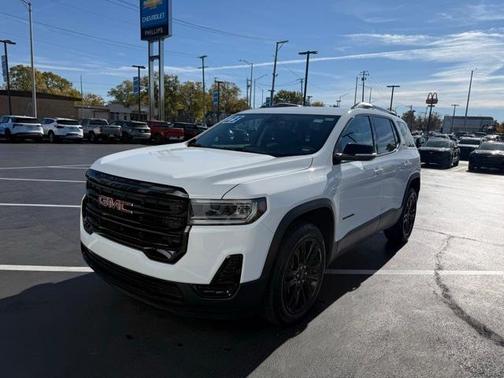 2023 GMC Acadia SLE