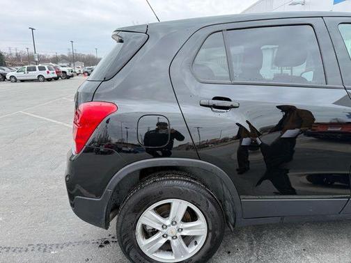 2022 Chevrolet Trax LS