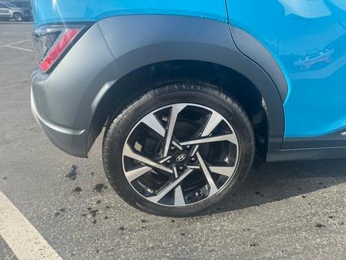 2023 Hyundai KONA Limited