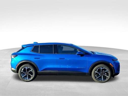 2026 Chevrolet Equinox EV LT 1