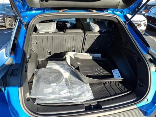 2026 Chevrolet Equinox EV LT 1