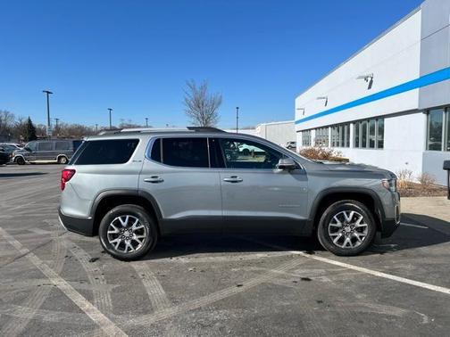 2023 GMC Acadia SLE