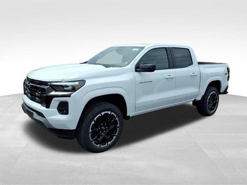 Summit White 2026 Chevrolet Colorado Z71