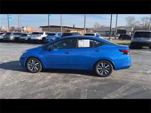 2023 Nissan Versa 1.6 SV