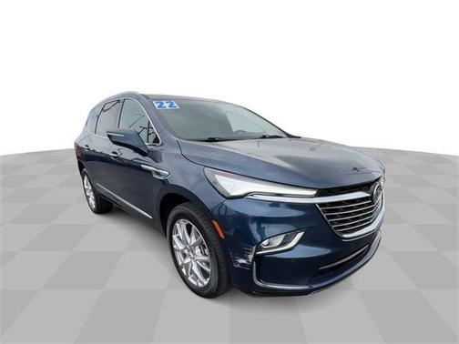 2022 Buick Enclave Essence