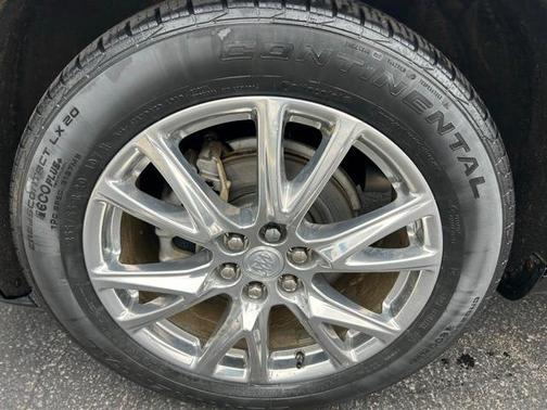 2022 Buick Enclave Essence