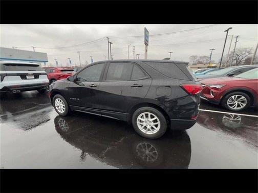 2023 Chevrolet Equinox LS