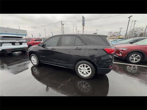 2023 Chevrolet Equinox LS