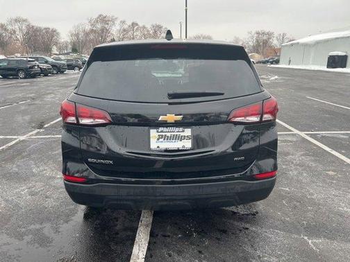 2023 Chevrolet Equinox LS