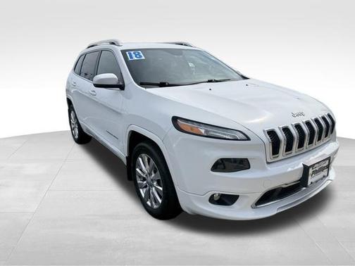 Bright White Clearcoat 2018 Jeep Cherokee Overland