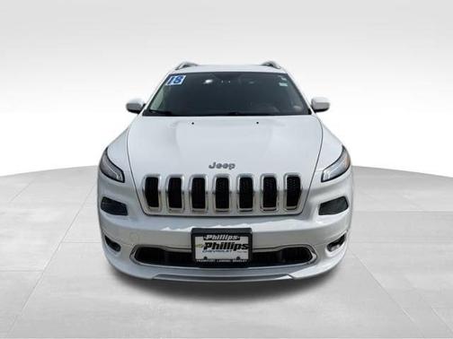 Bright White Clearcoat 2018 Jeep Cherokee Overland