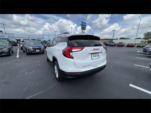 2022 GMC Terrain SLE