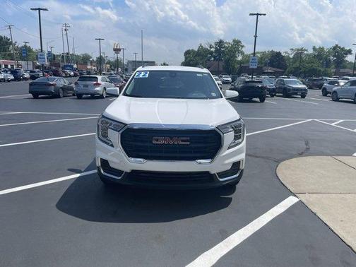 2022 GMC Terrain SLE
