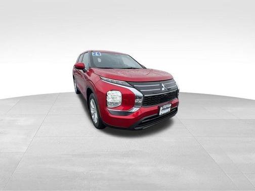 2025 Mitsubishi Outlander ES