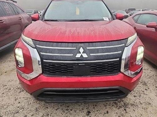 2025 Mitsubishi Outlander ES