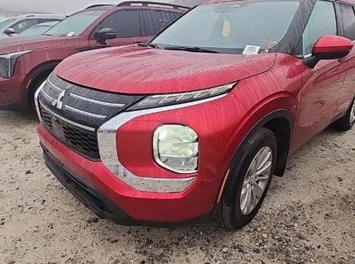 2025 Mitsubishi Outlander ES