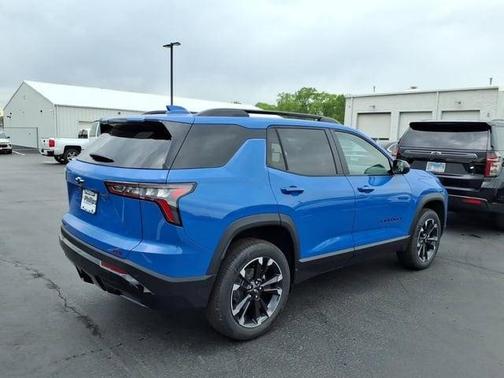 Reef Blue Metallic 2026 Chevrolet Equinox RS
