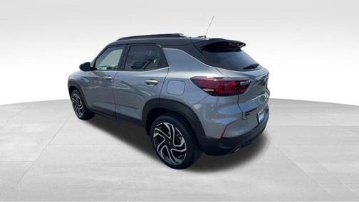 Sterling Gray Metallic 2026 Chevrolet Trailblazer RS