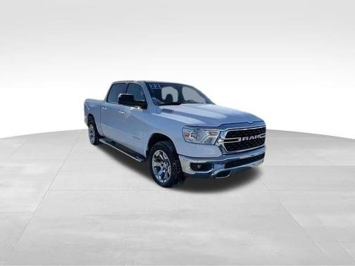 Bright White Clearcoat 2022 RAM 1500 Big Horn