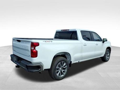 Summit White 2026 Chevrolet Silverado 1500 LT
