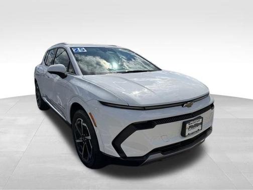 Summit White 2025 Chevrolet Equinox EV LT