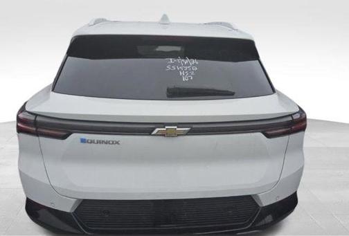 Summit White 2025 Chevrolet Equinox EV LT