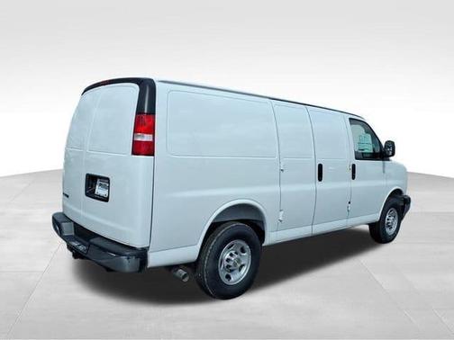 2026 Chevrolet Express 2500 Work Van