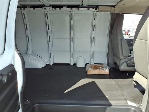 2026 Chevrolet Express 2500 Work Van