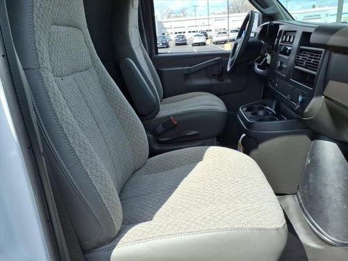 Summit White 2026 Chevrolet Express 2500 Work Van