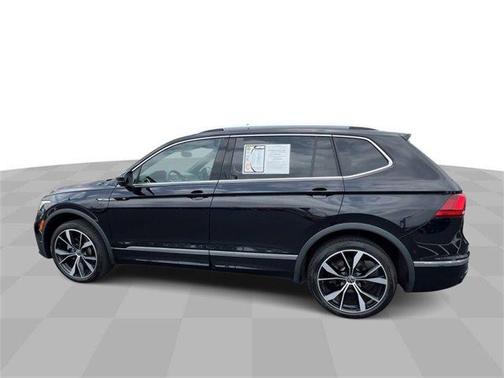 2022 Volkswagen Tiguan 2.0T SEL R-Line