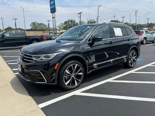 2022 Volkswagen Tiguan 2.0T SEL R-Line
