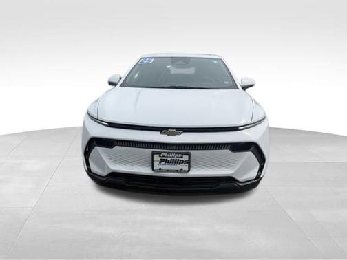 Summit White 2025 Chevrolet Equinox EV LT 1